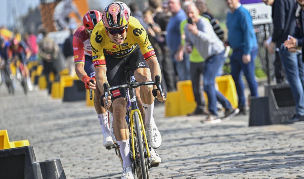 Paris-Roubaix and Paris-Roubaix Femmes in photos