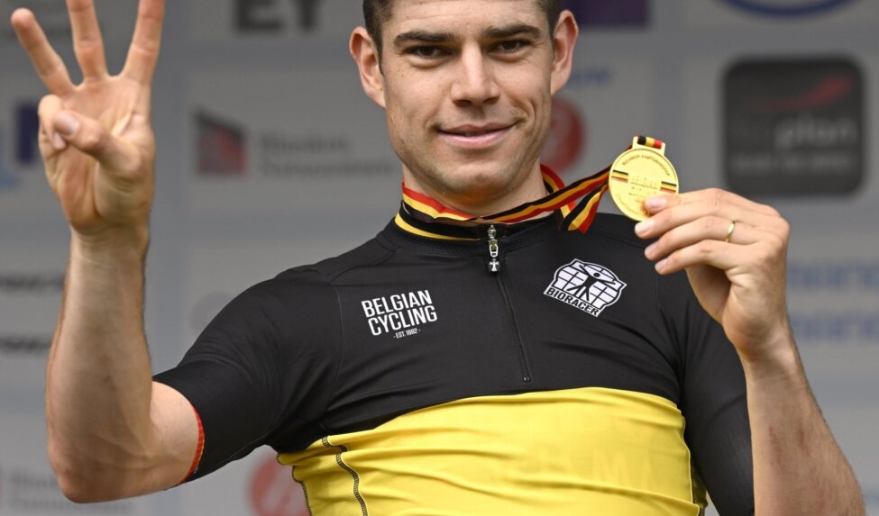 Van Aert and Valter fastest at national time trial championships