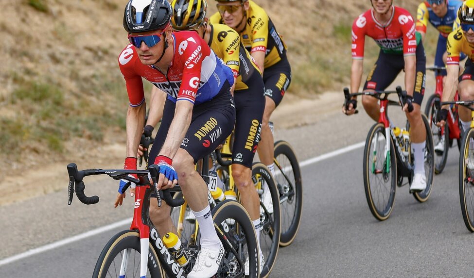 Mixed feelings for Team Jumbo-Visma after fast and hectic stage at Vuelta a España