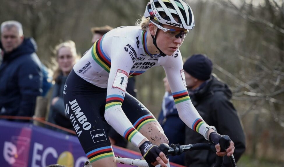 Struggling Van Empel takes second place in Gavere World Cup