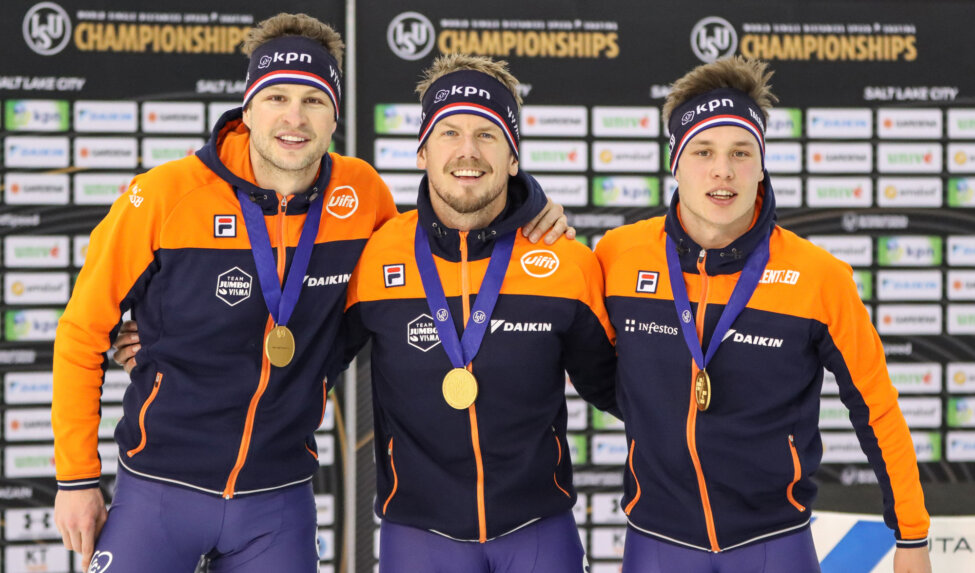 Dutch men break world record to win another world title in Team Pursuit