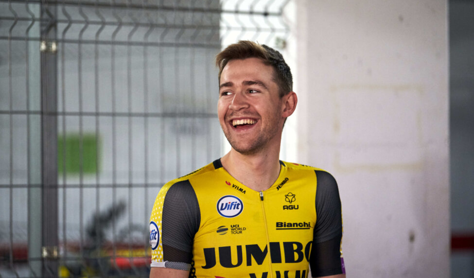 Watch Pro Cycling Manager 2020 livestream with Laurens